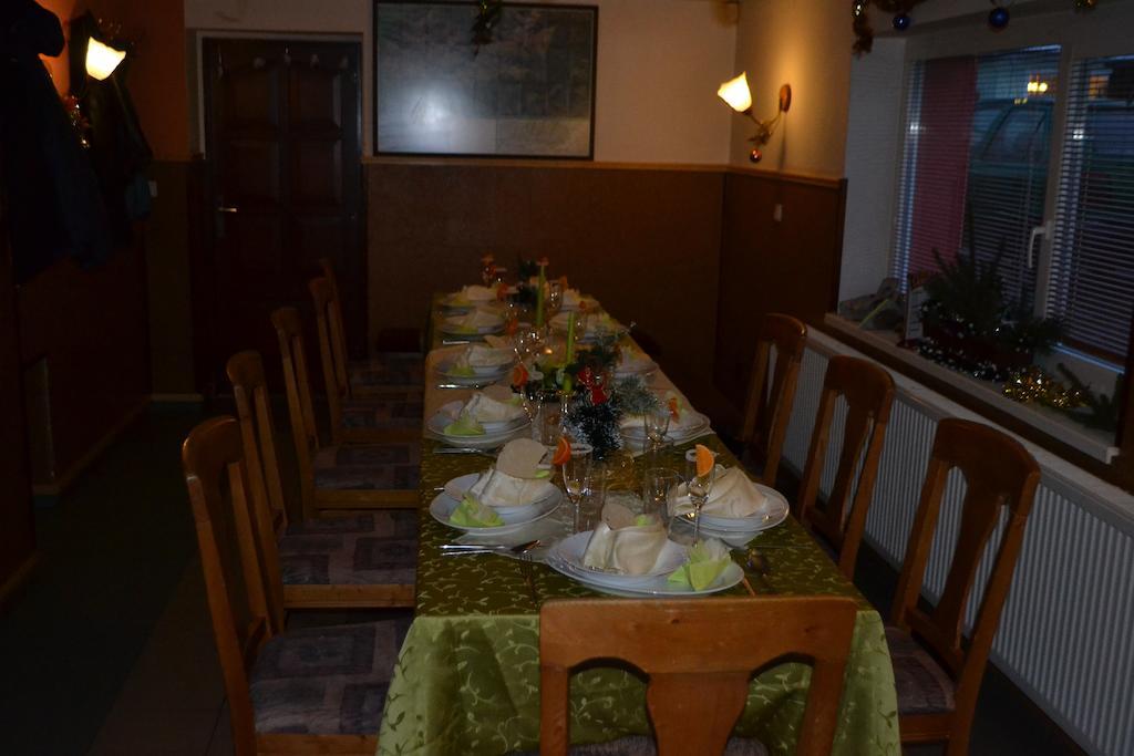 Liptovský Mikuláš Penzion Abahouse מראה חיצוני תמונה