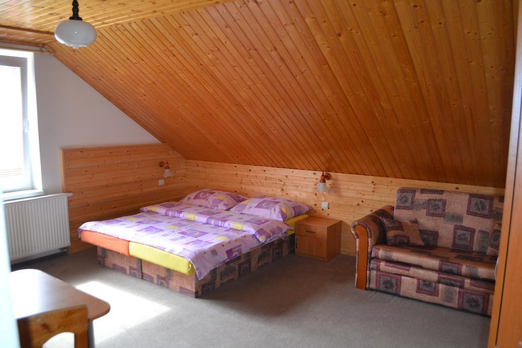 Liptovský Mikuláš Penzion Abahouse חדר תמונה